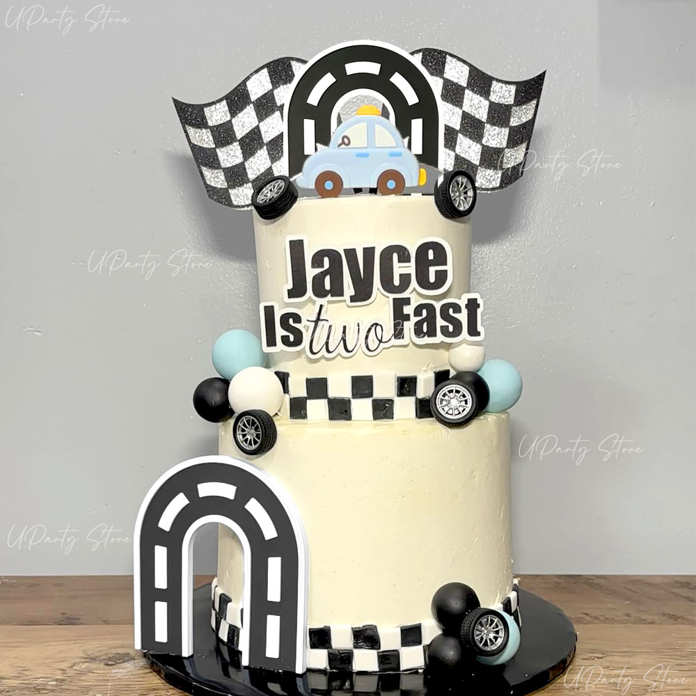 مجموعة واحدة من زينة الكيك على - مراجعة Lighting Mcqueen Birthday Decor وسعره