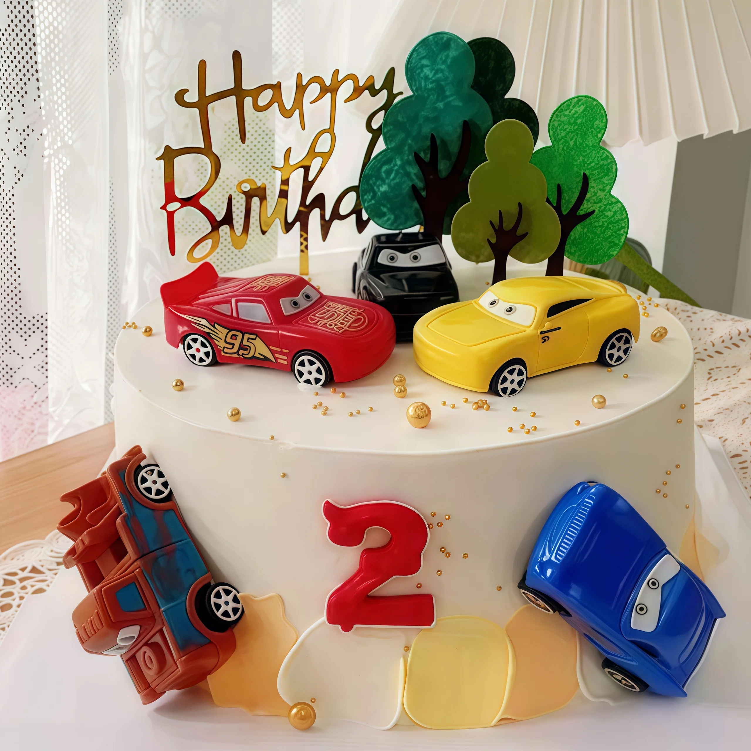 4 قطعة سيارات البرق عيد ميلاد  - مراجعة Lighting Mcqueen Birthday Decor وسعره