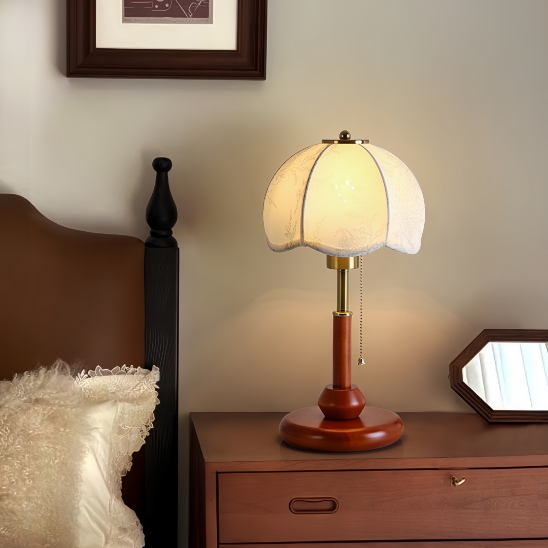 مصباح طاولة قبة مزخرفة بتصميم  - مراجعة Lighting Decor Room وسعره