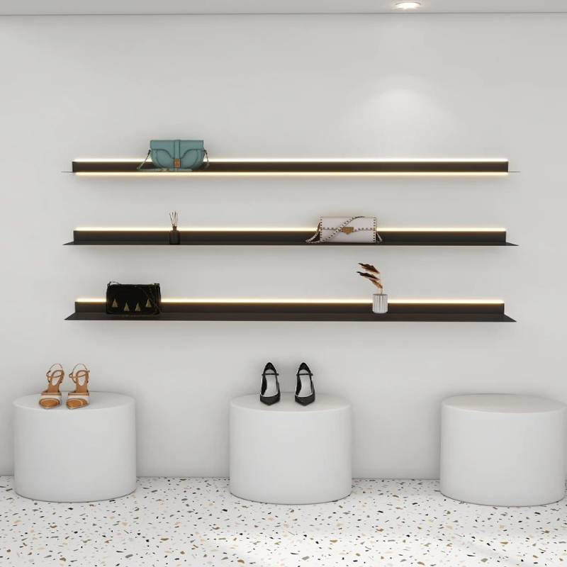‌ رف معدني مضيء LED يُعلق على  - مراجعة Lighting Metal Wall Decor وسعره