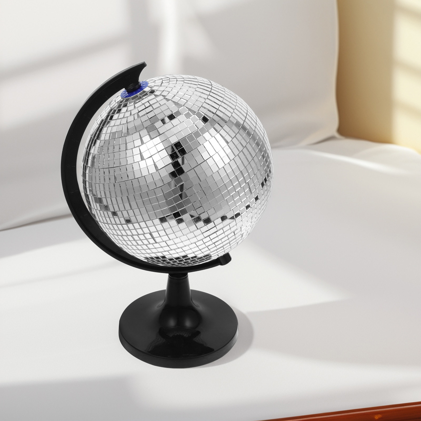 كرة ديسكو مزخرفة بتأثير مرآة ع - مراجعة Disco Ball Mirror وسعره